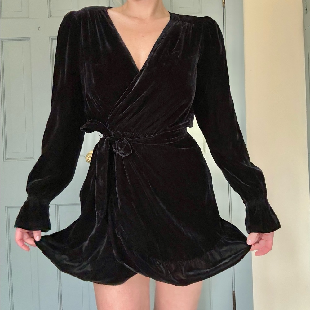 Paige Ysabel Long-Sleeve Velvet Mini Wrap Dress Size Large